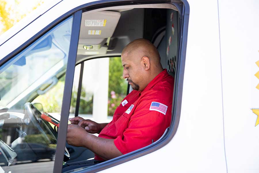 AC Repair Contractor by Fix It Fast Plumbing Heating and Air in Moorpark, CA